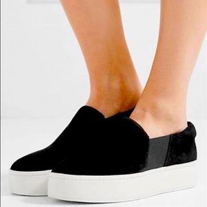Vince Black Suede Warren sneaker